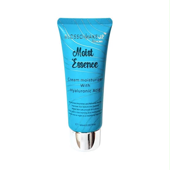 Moisturizer for makeup prep in Ikeja
